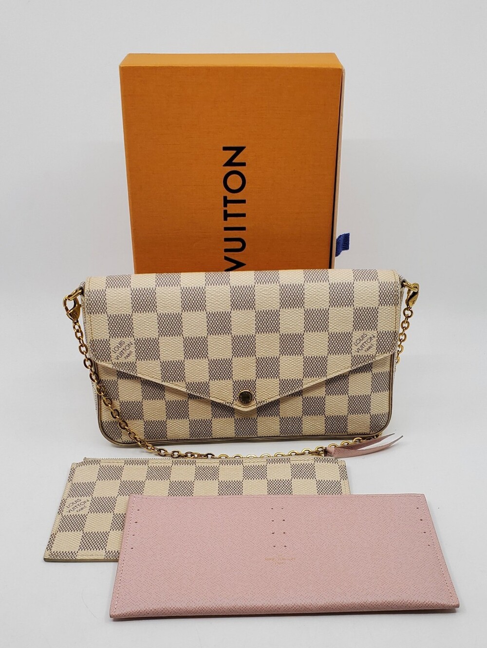 Louis Vuitton Pochette Felicie Damier Azur Bag